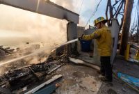 Evacuations lifted in 40-acre Pacific Palisades fire; crews save homes ... Evacuations lifted in 40-acre Pacific Palisades fire; crews save homes ...